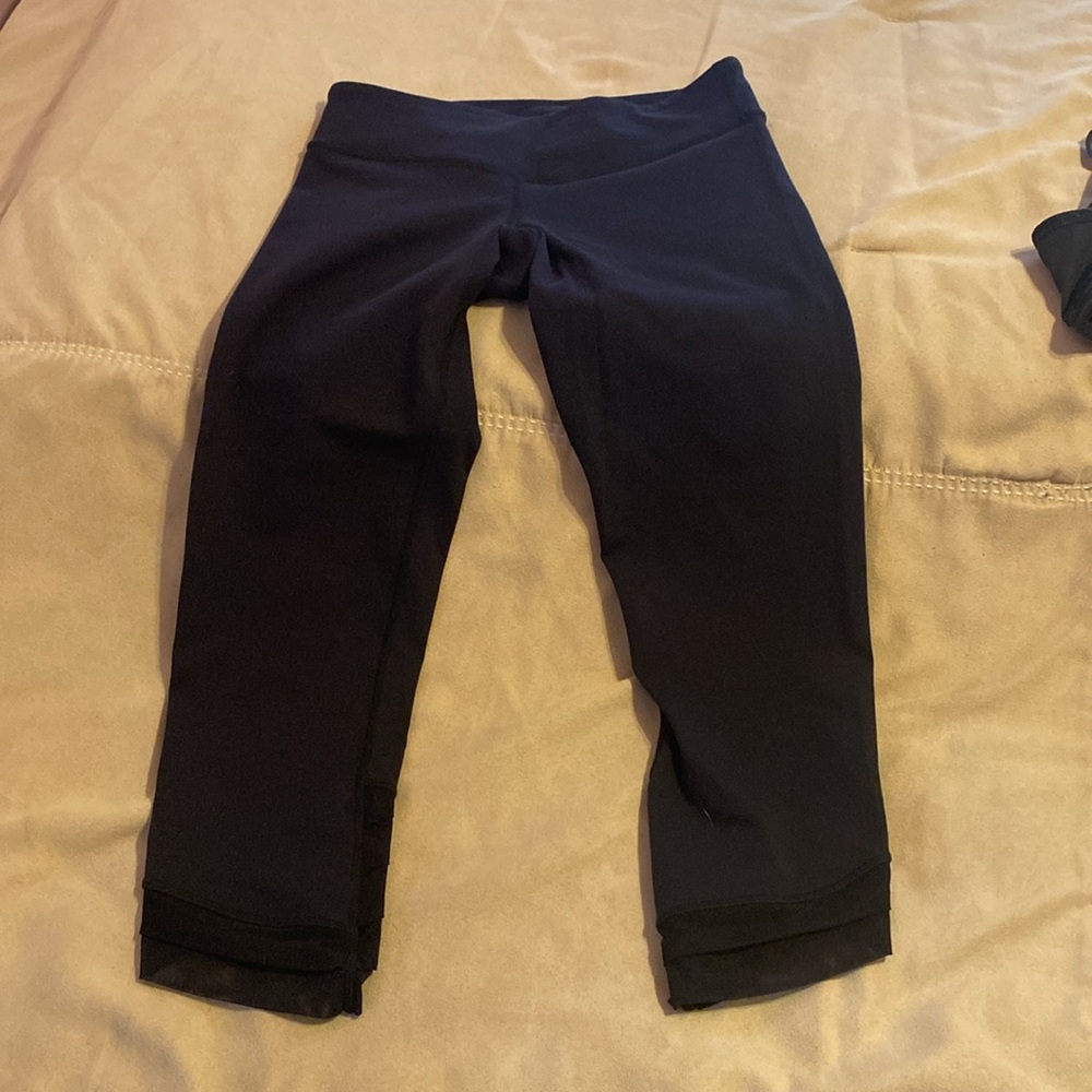 Lululemon set. - Picture 5 of 6